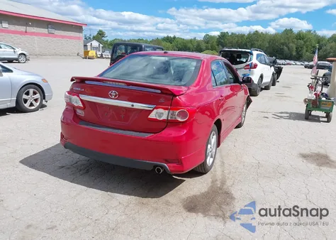 2012 Toyota Corolla S z USA, uszkodzony, nr VIN 2T1BU4EE0CC886744